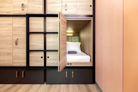 Capsule hotel Hotel city 52