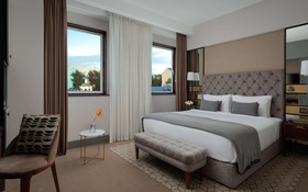 Chekhoff Hotel Moscow Curio Collection by Hilton