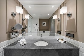 Chekhoff Hotel Moscow Curio Collection by Hilton