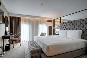 Chekhoff Hotel Moscow Curio Collection by Hilton