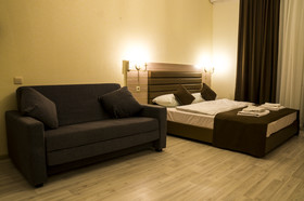 City Life Hotel