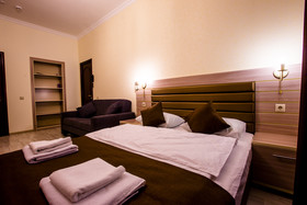 City Life Hotel