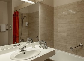 Cosmos Moscow VDNH Hotel