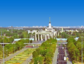 Cosmos Moscow VDNH Hotel