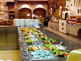 Cosmos Moscow VDNH Hotel