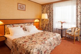 Cosmos Moscow VDNH Hotel