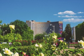 Cosmos Moscow VDNH Hotel