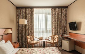 Cosmos Moscow VDNH Hotel