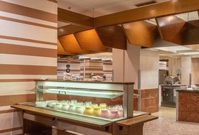 Cosmos Moscow VDNH Hotel