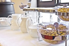 Cosmos Moscow VDNH Hotel