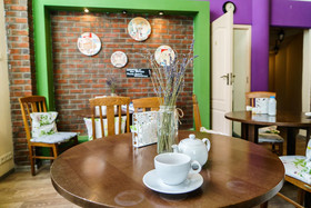 Croissant Bakery and Hotel