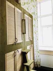 Croissant Bakery and Hotel