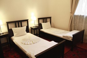 Crossroads Hotel