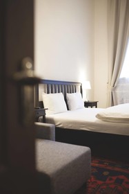 Crossroads Hotel