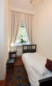 Crossroads Hotel