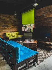 Derevo Coworking Hostel