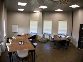 Derevo Coworking Hostel