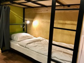 Derevo Coworking Hostel
