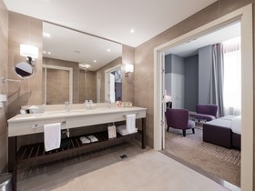 DoubleTree by Hilton Hotel Moscow - Marina