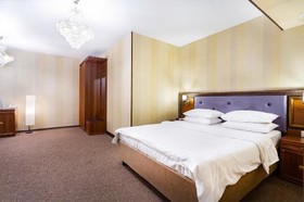 Gallery Grand Hotel