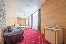 Gallery Grand Hotel
