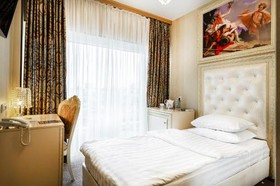 Gallery Grand Hotel