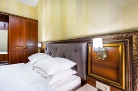 Gallery Grand Hotel