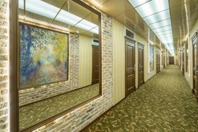 Gallery Grand Hotel
