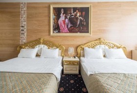 Gallery Grand Hotel