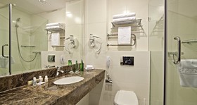 Greenwood Hotel