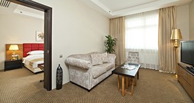 Greenwood Hotel