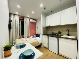 Hanaka on Avtozavodskaia 17k1