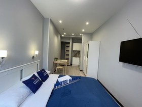 Hanaka on Avtozavodskaia 17k1