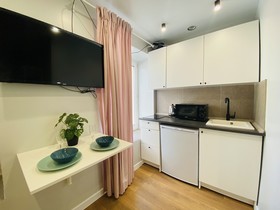 Hanaka on Avtozavodskaia 17k1