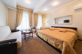Home Hotel At Kamergersky Pereulok
