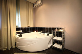 Hotel M