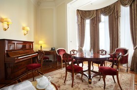 Hotel Savoy