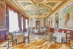 Hotel Savoy