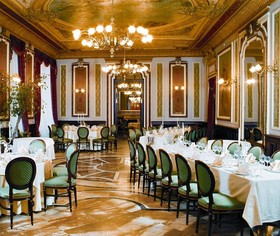 Hotel Savoy