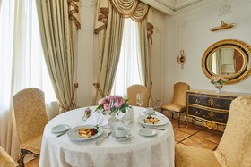 Hotel Savoy