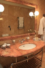 Hotel Savoy