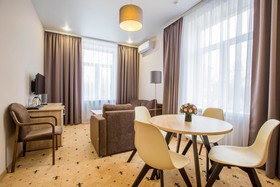 Hotel Yaroslavskaya