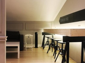 HQ Loft Hostel