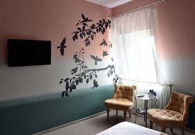 Inn Eliton
