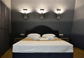 Inn Eliton