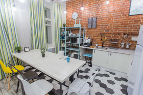 Jolly Hostel