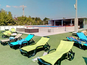 Juna Life Country Club Hotel