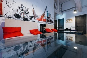 Keds Hostel & Coffee house