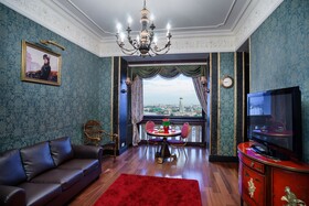 Kotelnicheskaya Royal Tower