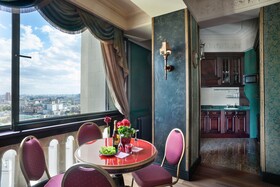 Kotelnicheskaya Royal Tower